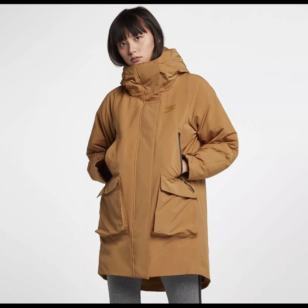 NIKE SPORTSWEAR TECH PACK DOWN FILL PARKA